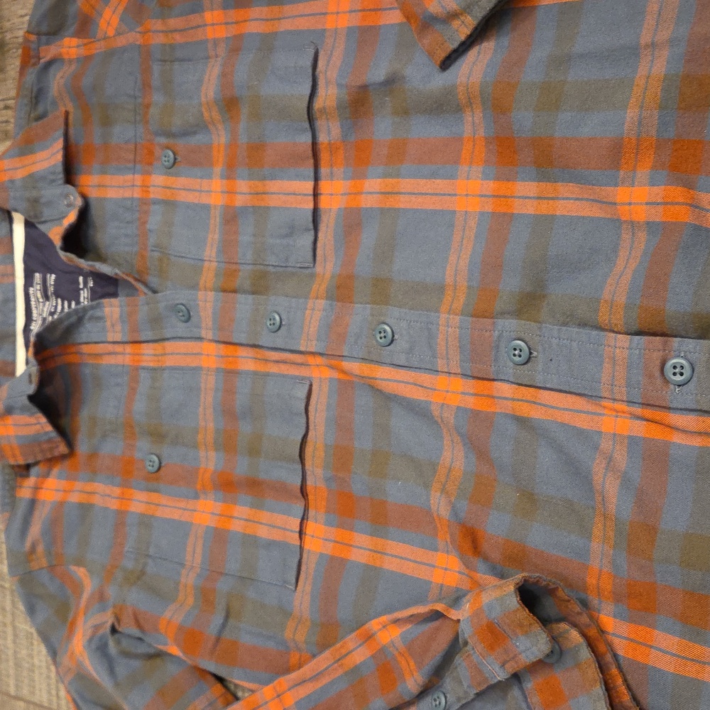 100% Cotton REI Button Diwn - Picture 3 of 5